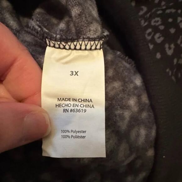 Bebe Black with Silver Leopard Print Hoodie, Size 3X, NWT Retail $94 - Picture 9 of 14